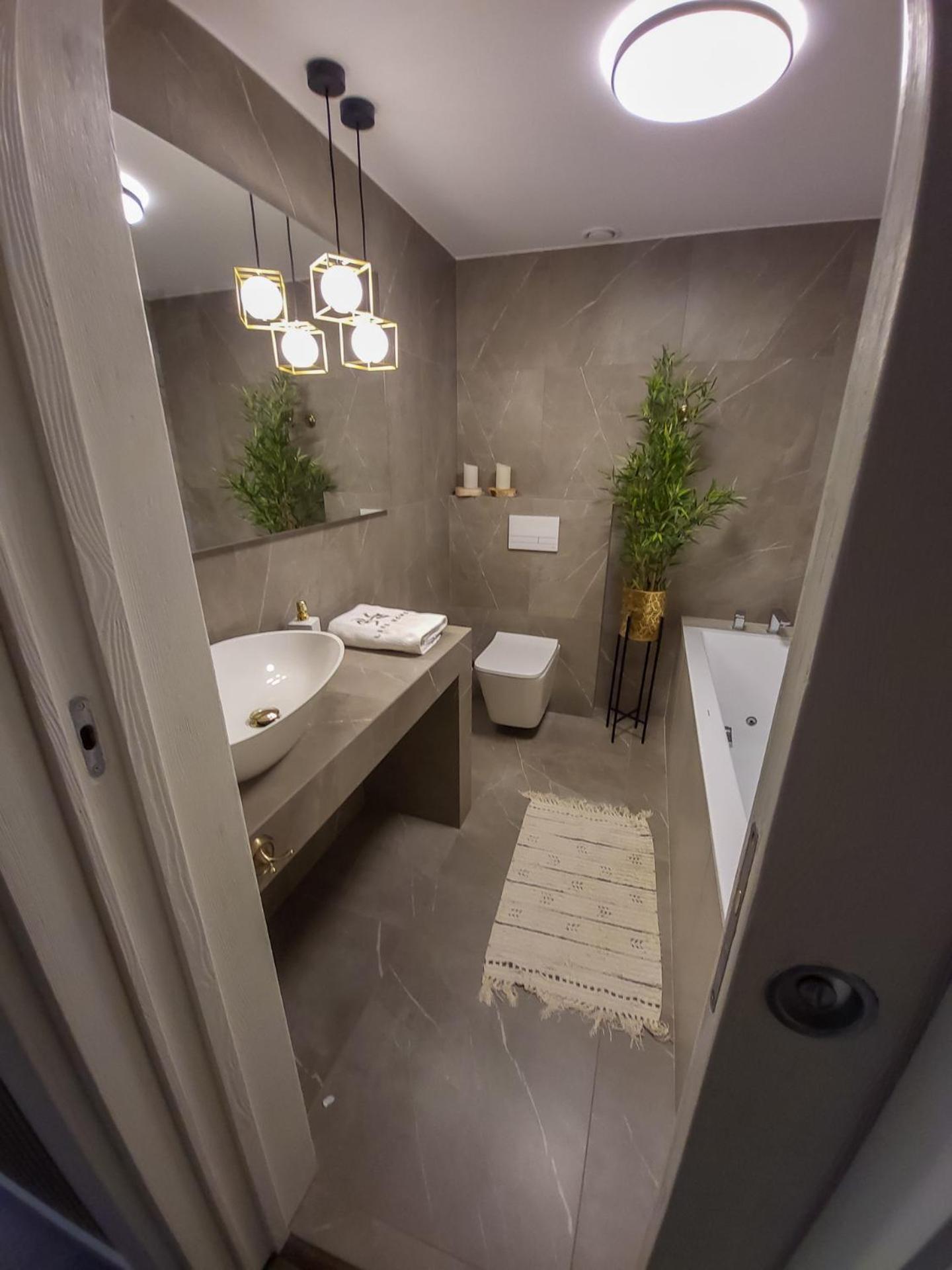 Like Home 2 Sauna,Jacuzzi & Spa Świdnica Exterior foto